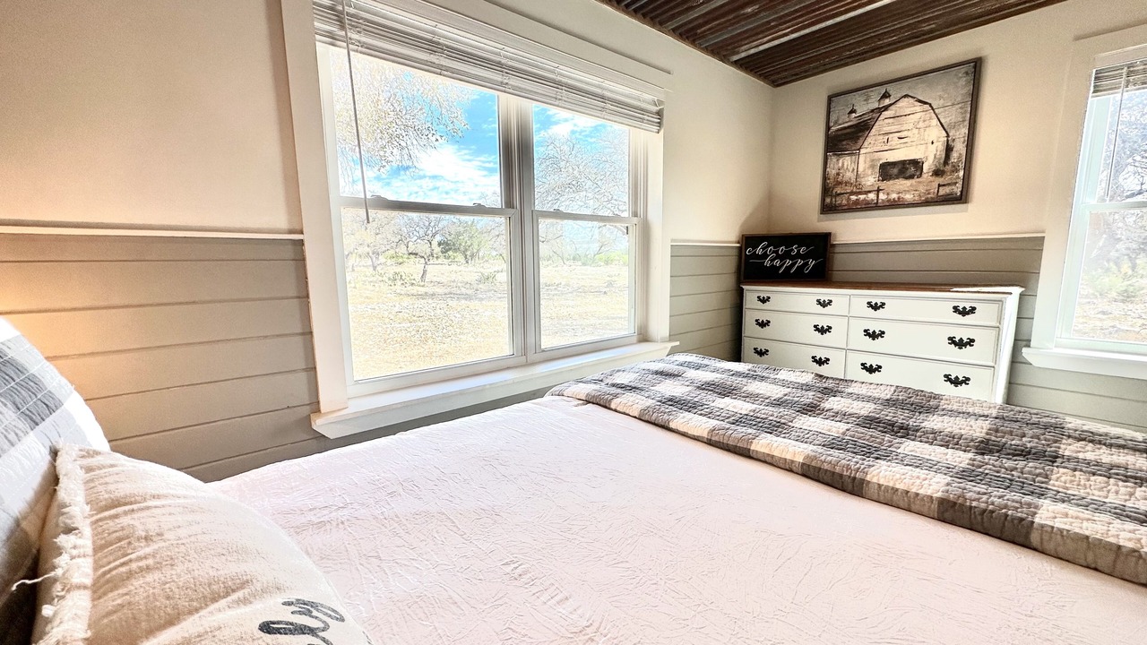 Photo of Bedroom in Telegraph