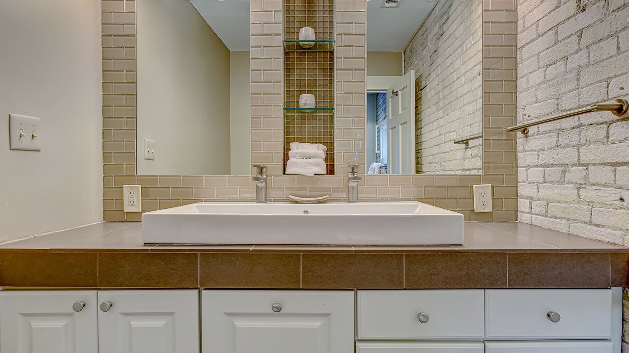 Photo of Bathroom in Historic District - North