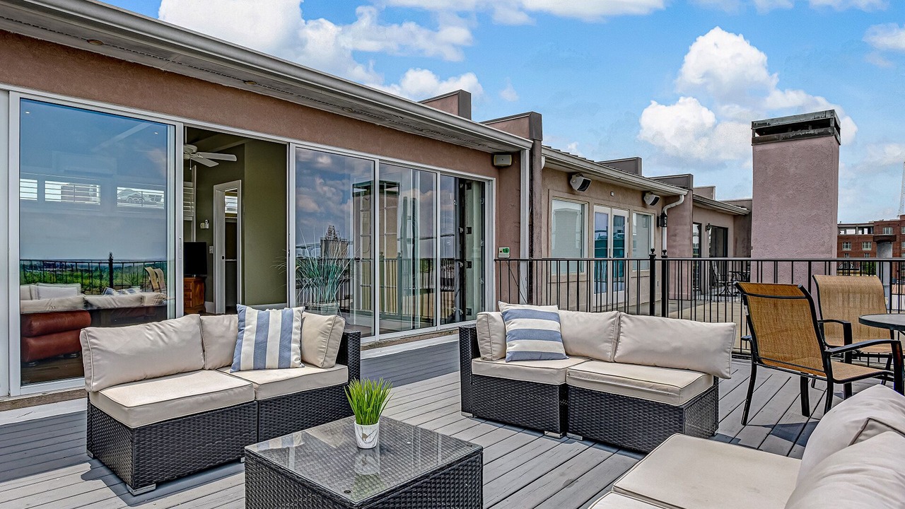 Photo of Patio Balcony in Historic District - North