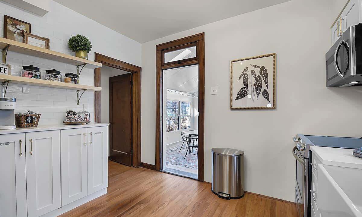 Photo of Kitchen in St. Charles Historic District