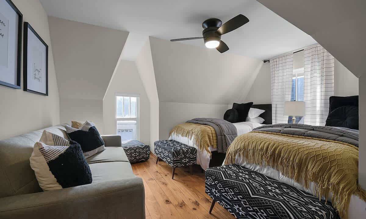 Photo of Bedroom in St. Charles Historic District