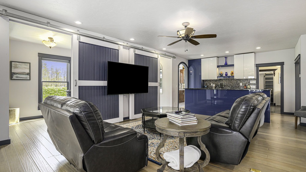 Photo of Livingroom in Fennville