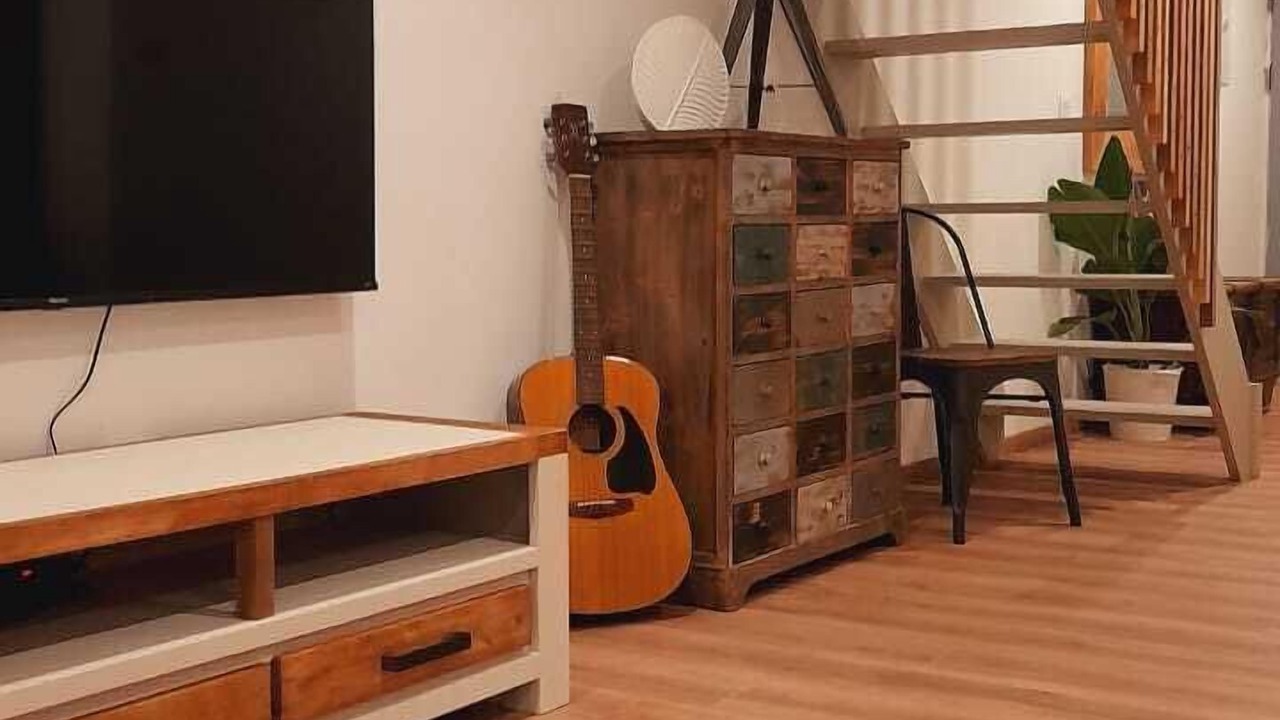 Photo of Others in Cul de Sac