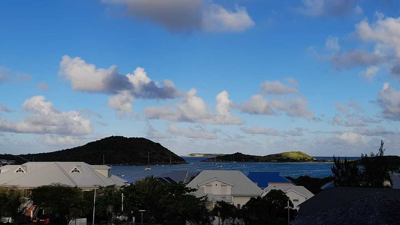 Photo of Others in Cul de Sac