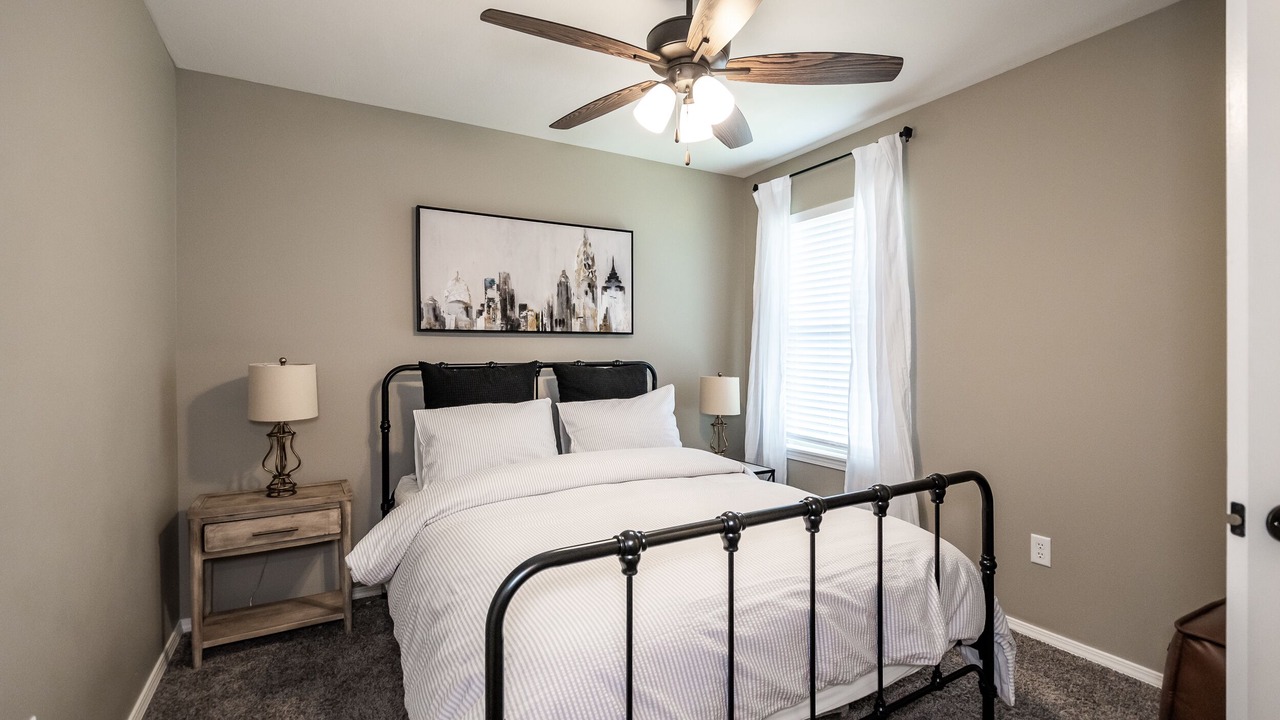 Photo of Bedroom in Ozark