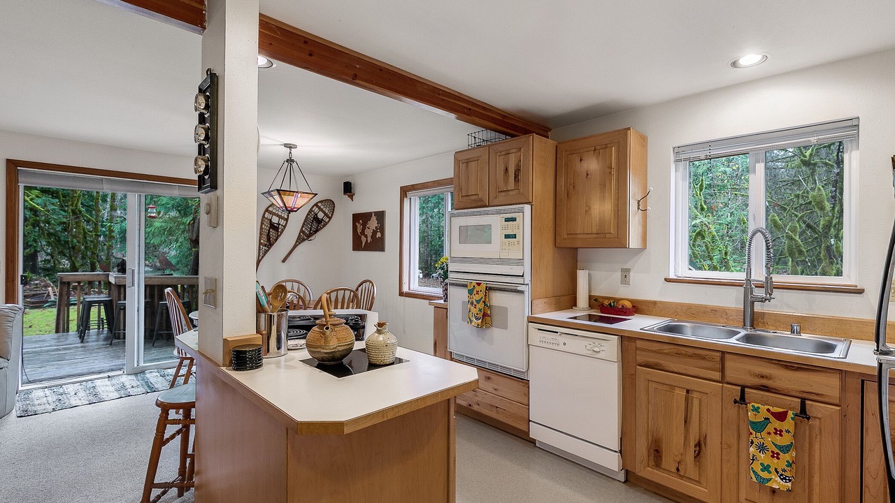 Photo of Others in Baring