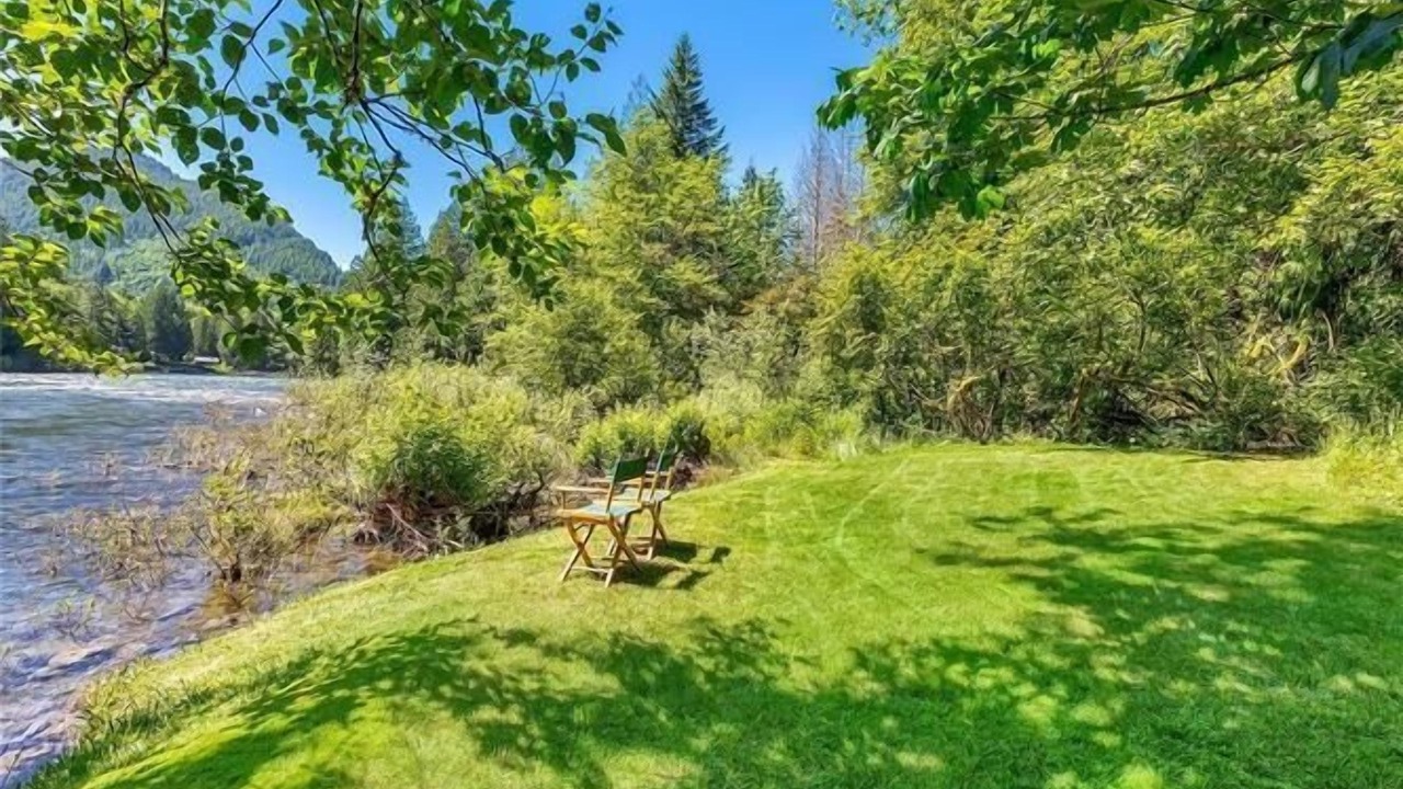 Photo of Outdoor in Baring