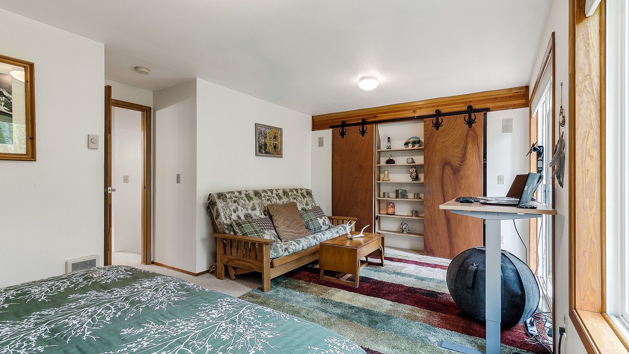 Photo of Bedroom in Baring