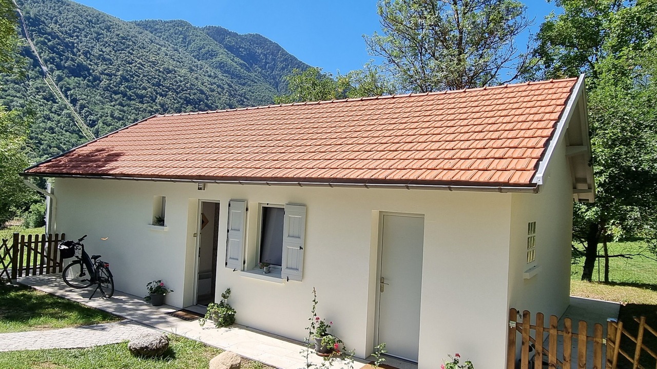 Photo of Outdoor in Larcat