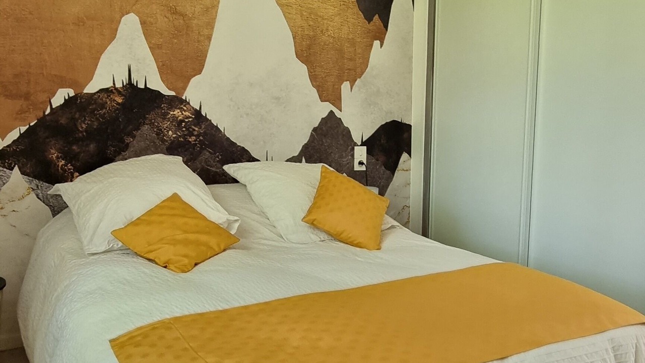Photo of Bedroom in Larcat