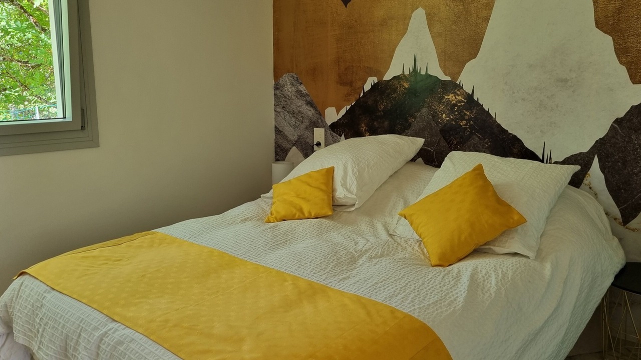 Photo of Bedroom in Larcat