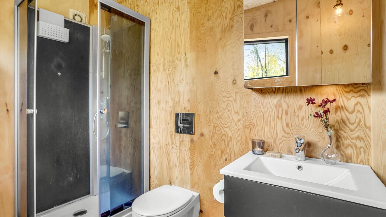 Photo of Bathroom in Sunds