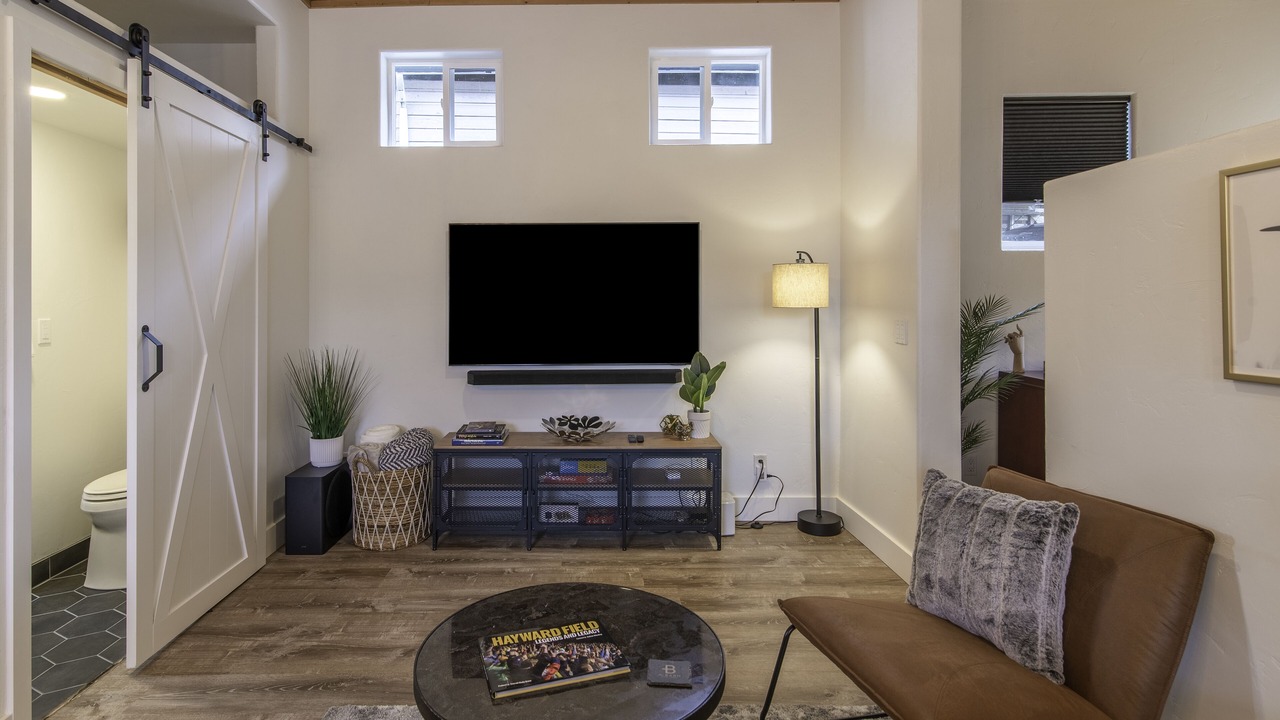 Photo of Livingroom in South Hills