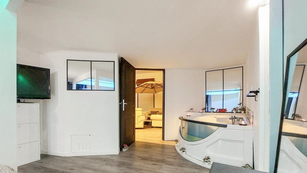 Photo of Others in Saint-Bonnet-le-Chateau