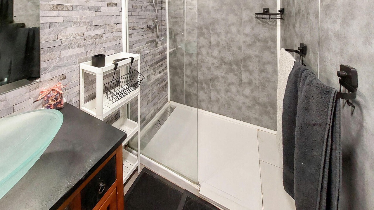 Photo of Bathroom in Saint-Bonnet-le-Chateau