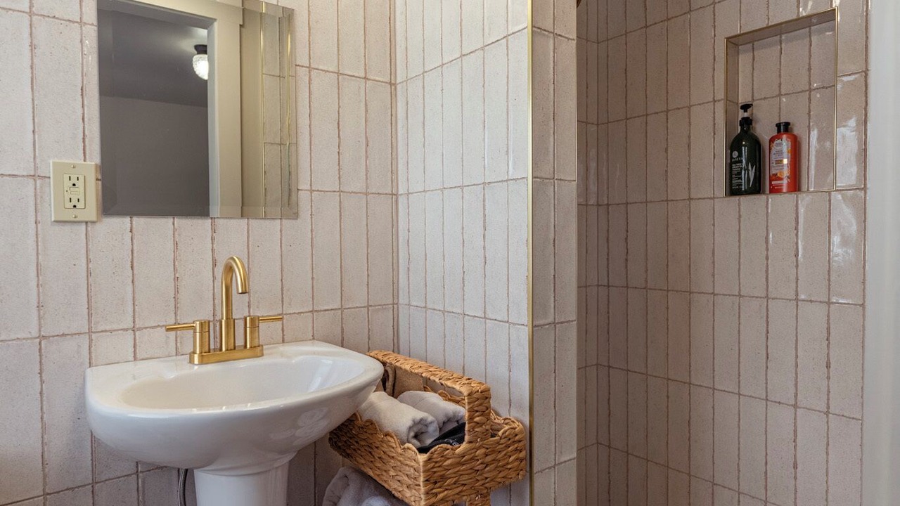 Photo of Bathroom in Lindsborg