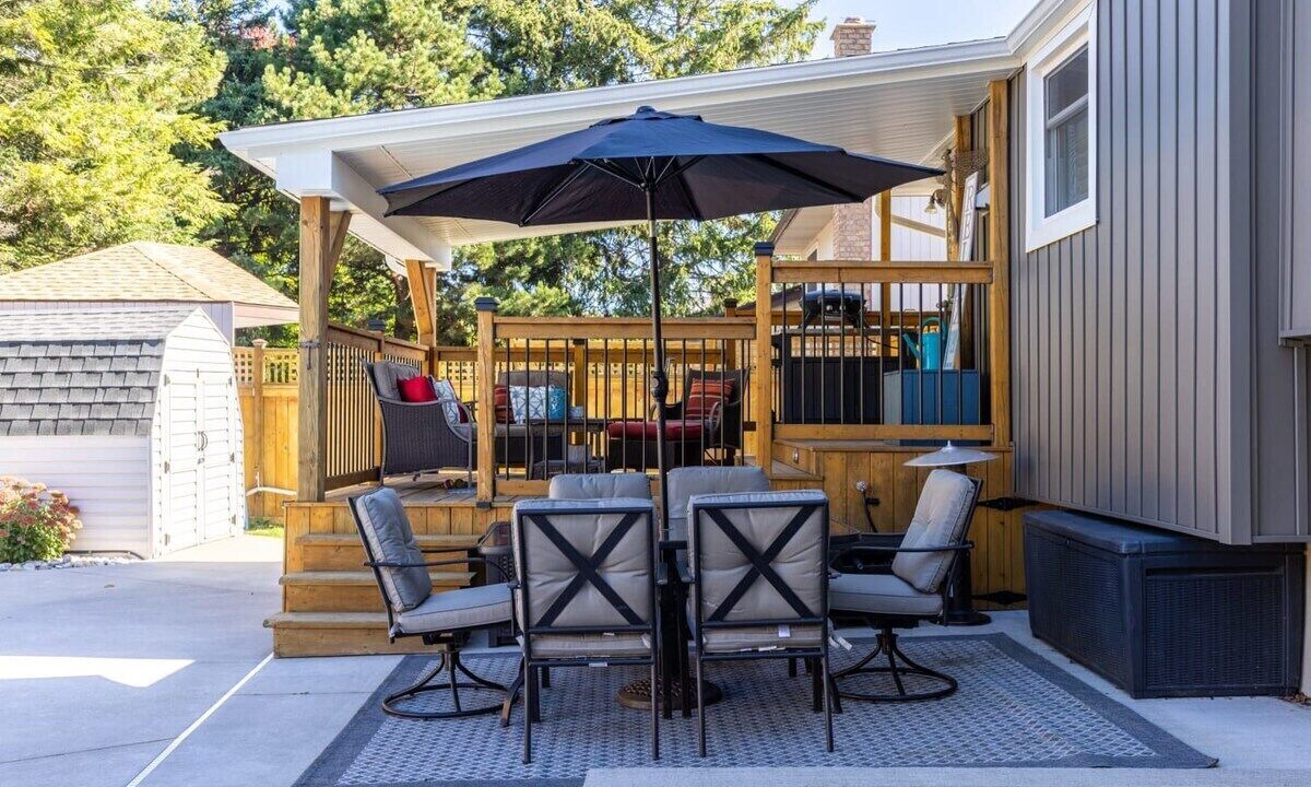 Photo of Patio Balcony in St. Catharines