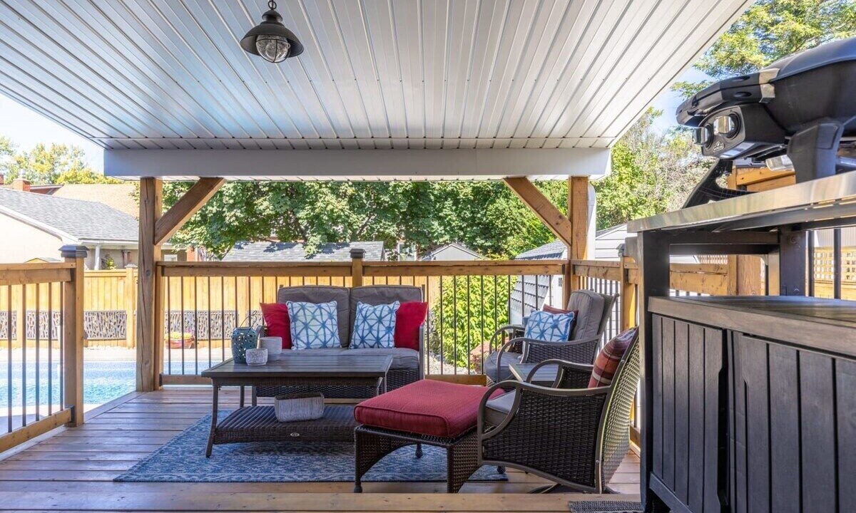 Photo of Patio Balcony in St. Catharines