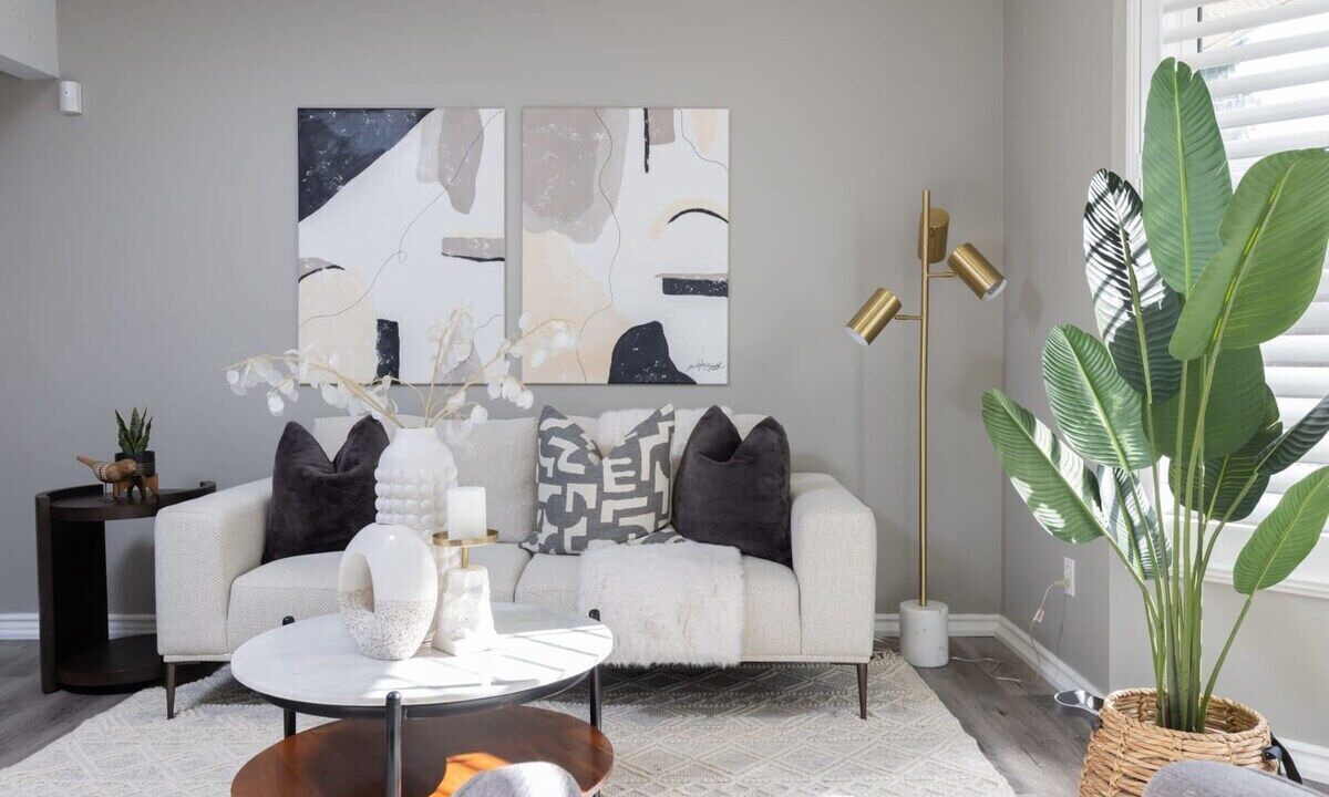Photo of Livingroom in St. Catharines