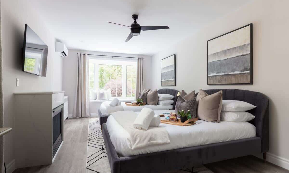 Photo of Bedroom in Old Town Historic District