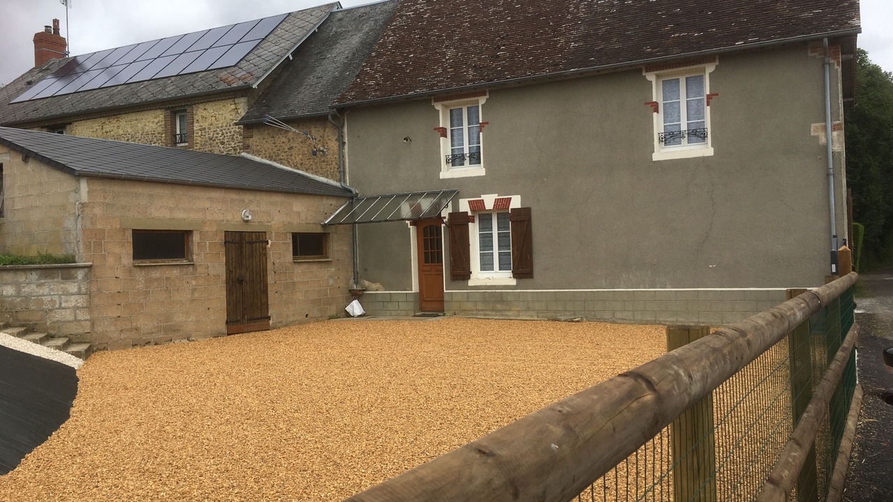 Photo of Outdoor in Sainte-Scolasse-sur-Sarthe