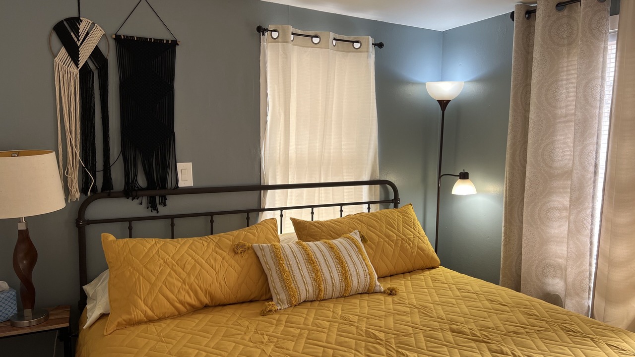 Photo of Bedroom in Lake Worth