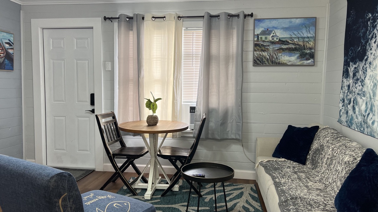 Photo of Bedroom in Lake Worth