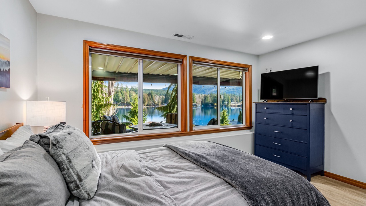 Photo of Bedroom in Sedro-Woolley