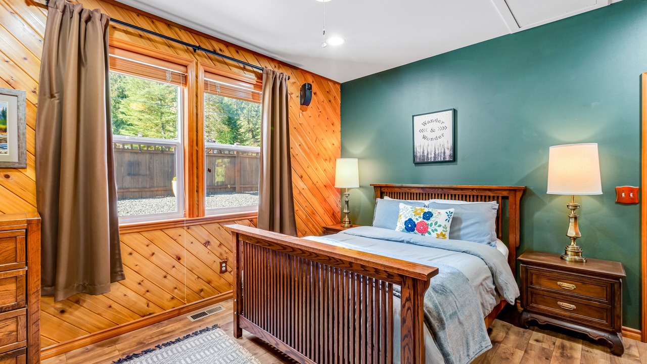 Photo of Bedroom in Sedro-Woolley