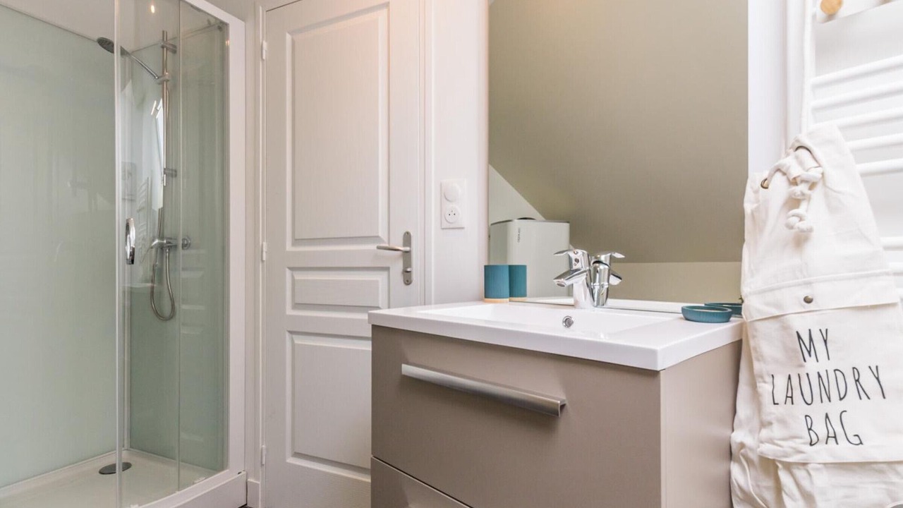 Photo of Bathroom in Rethoville