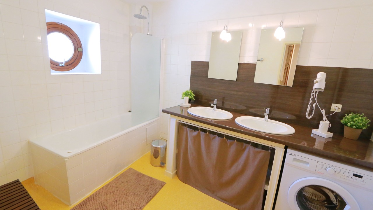 Photo of Bathroom in Aragon