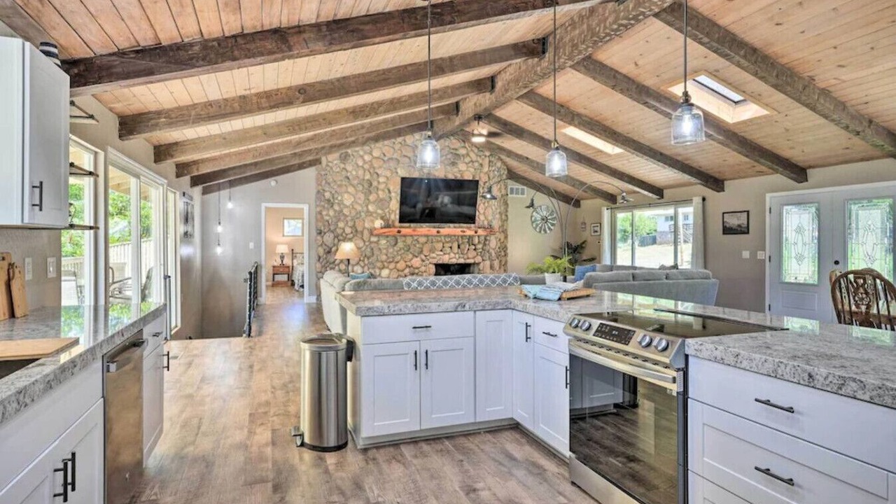 Photo of Kitchen in Glencoe