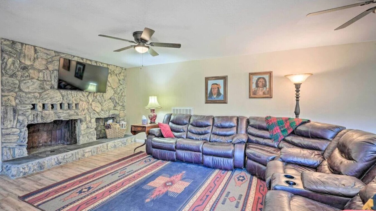 Photo of Livingroom in Glencoe