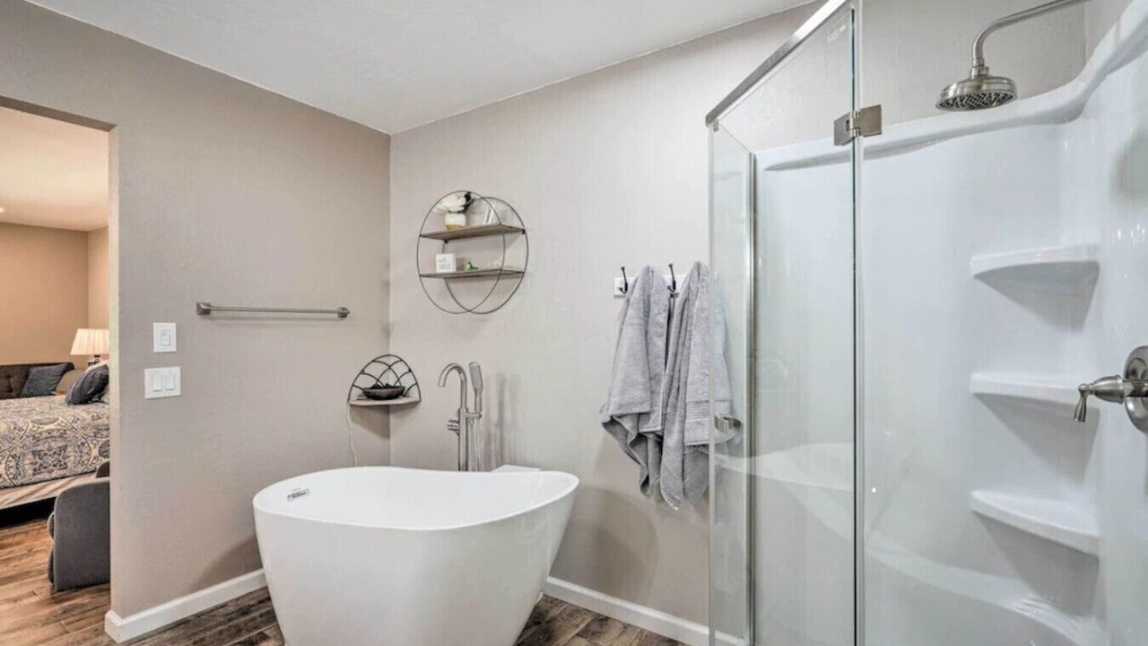 Photo of Bathroom in Glencoe