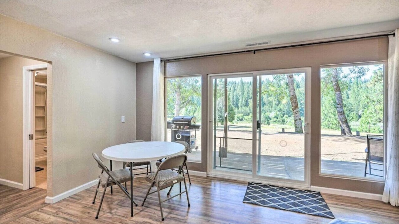 Photo of Others in Glencoe