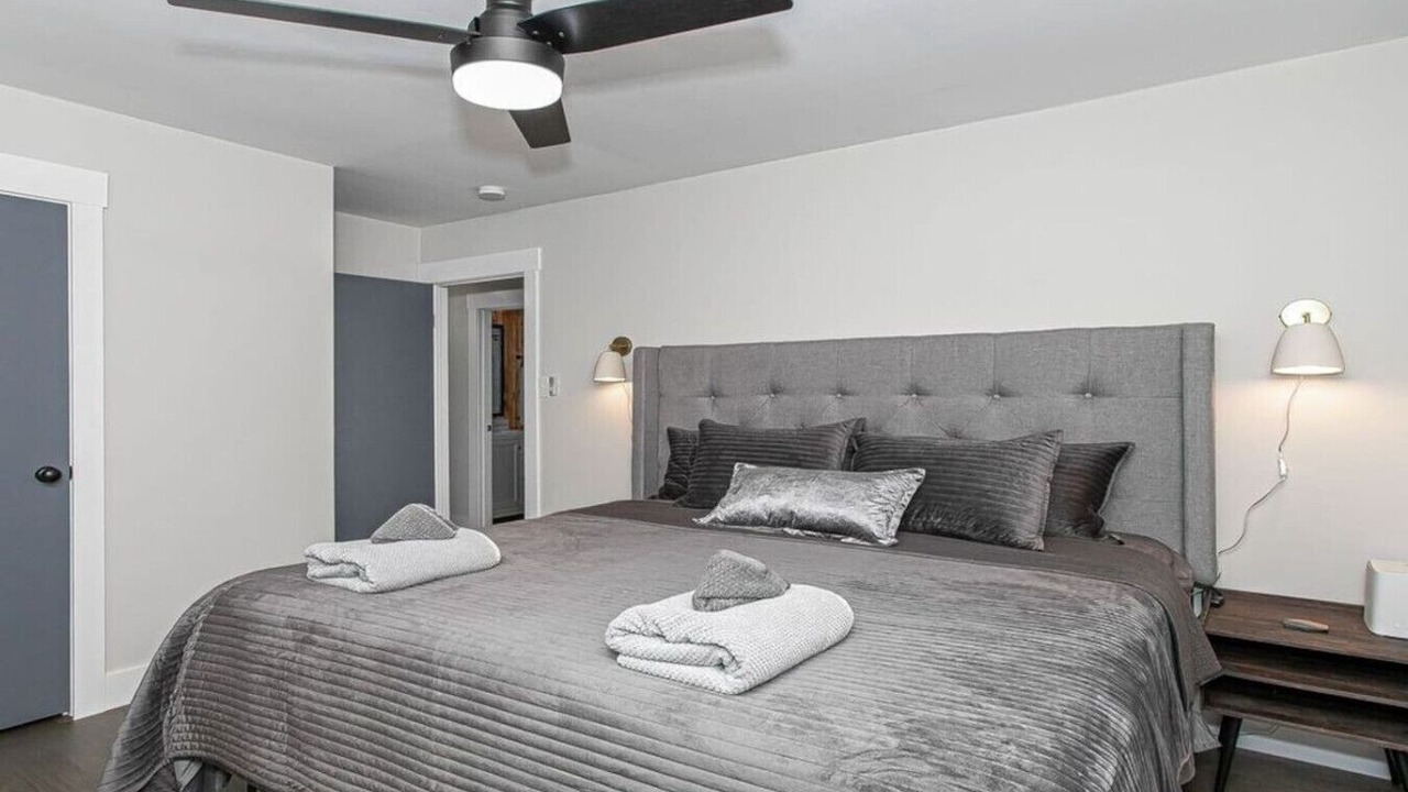 Photo of Bedroom in Ashley Oaks