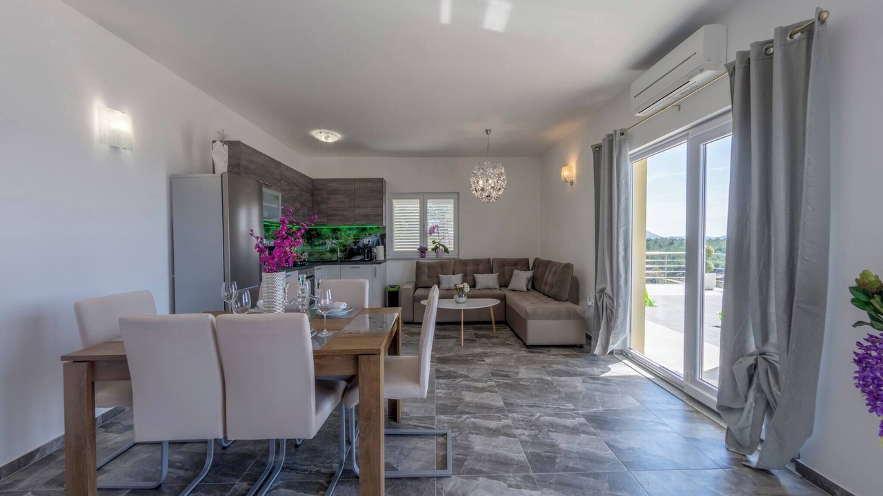 Photo of Livingroom in Bicine