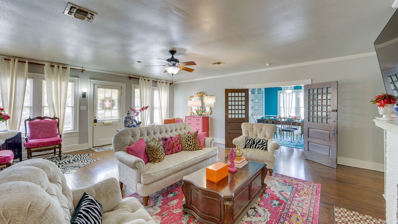 Photo of Livingroom in Tyler