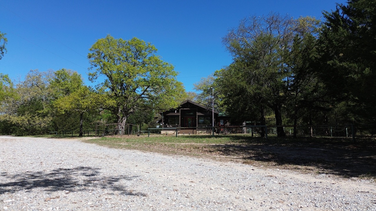 Photo of Outdoor in Quinlan