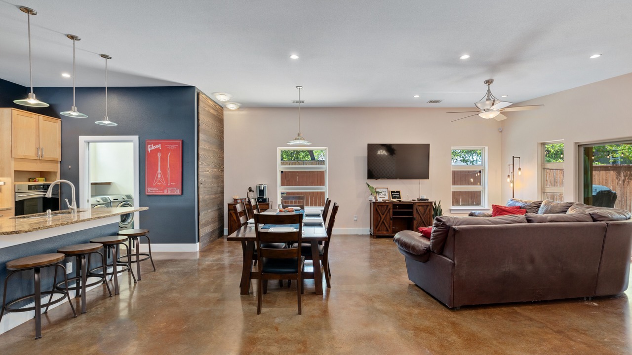 Photo of Livingroom in Rosewood