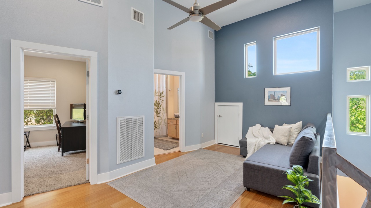Photo of Livingroom in Rosewood