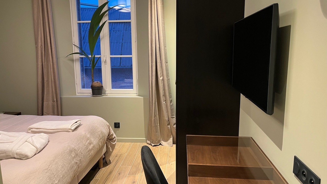 Photo of Bedroom in Villers-Cotterets