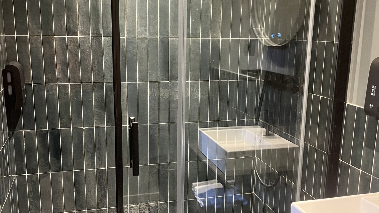 Photo of Bathroom in Villers-Cotterets