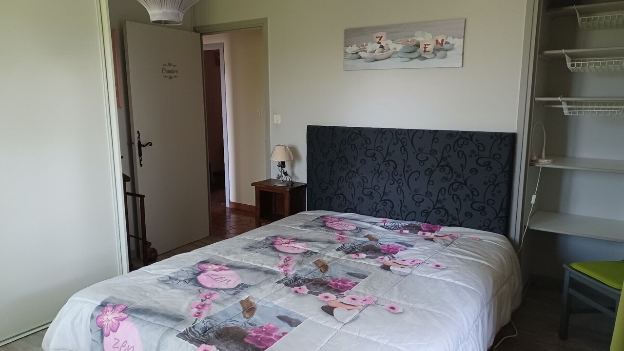 Photo of Bedroom in Les Assions