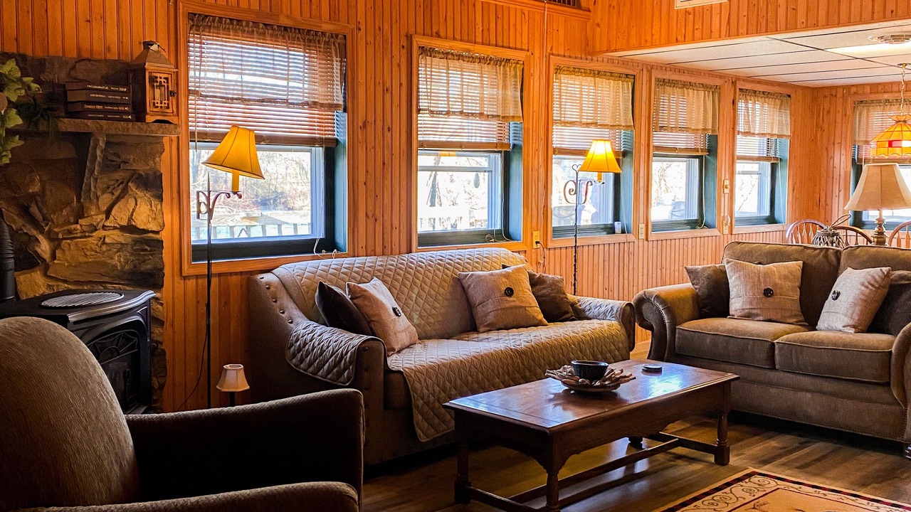 Photo of Livingroom in Laurelton