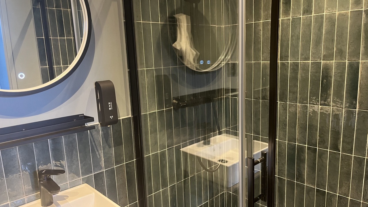 Photo of Bathroom in Villers-Cotterets