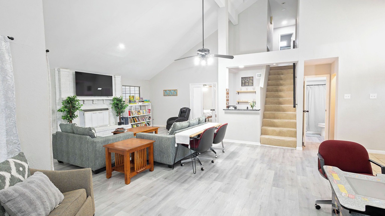Photo of Bedroom in Bay Area