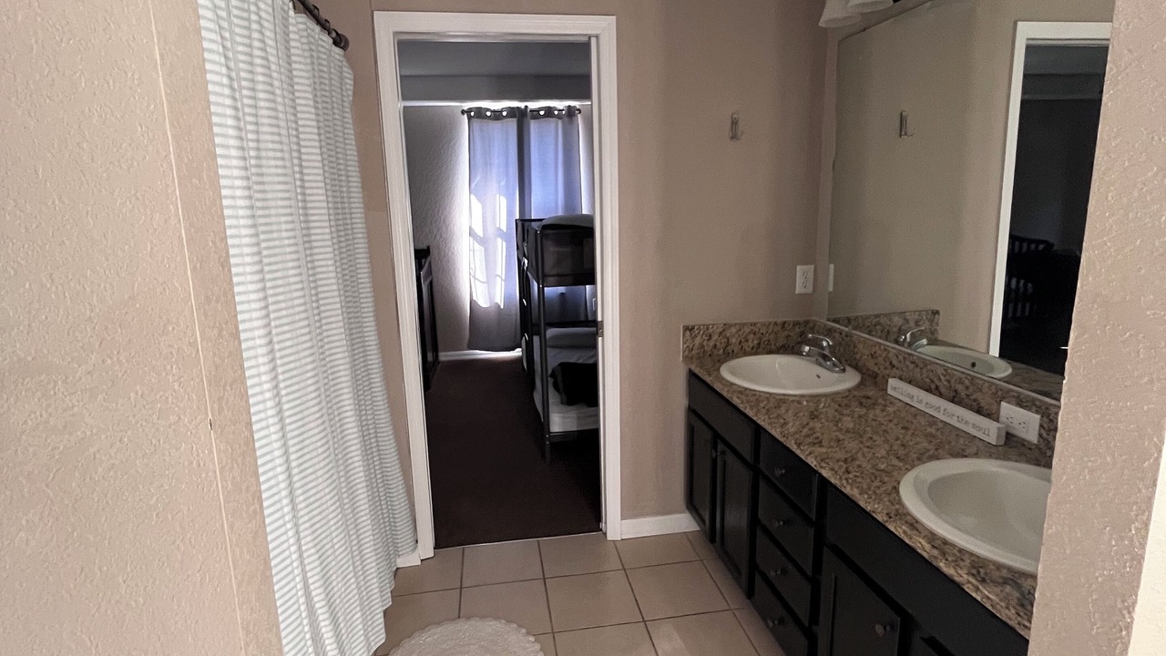 Photo of Bedroom in Lakeland