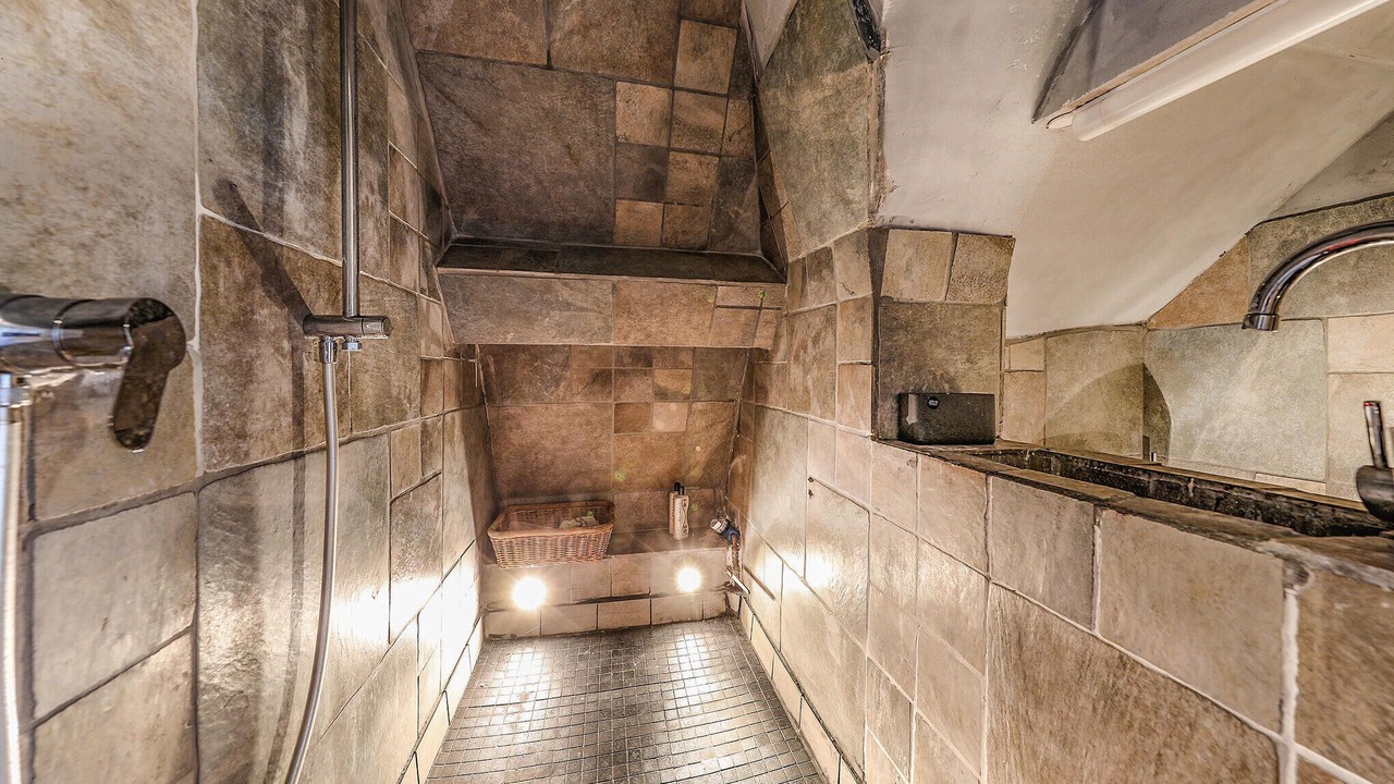 Photo of Bathroom in Ocquerre