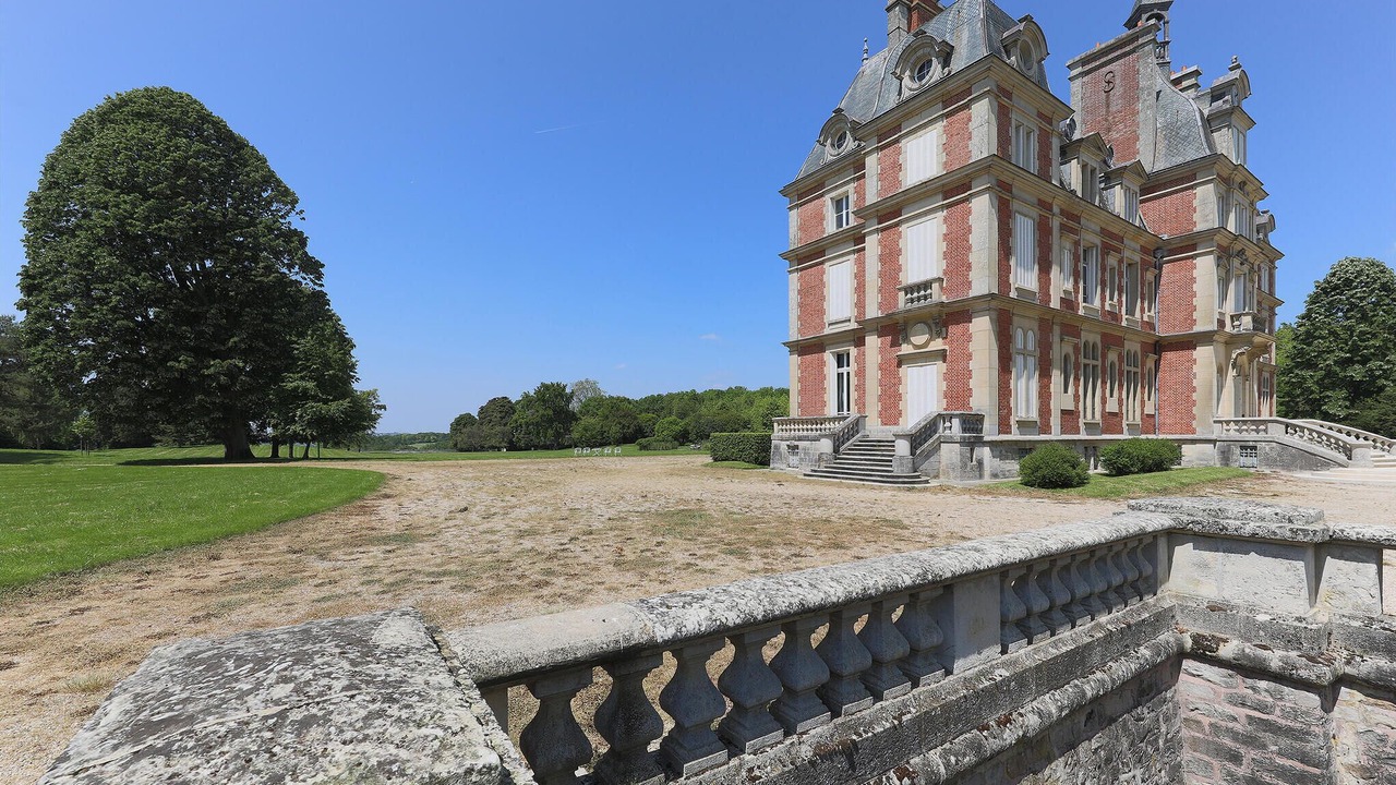 Photo of Others in Ocquerre